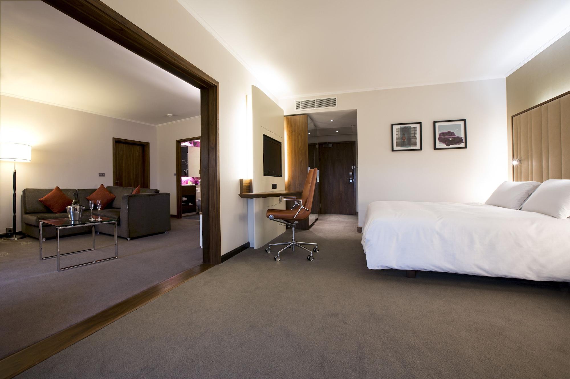 Hilton London Heathrow Airport Terminal 5 Hotel Hillingdon