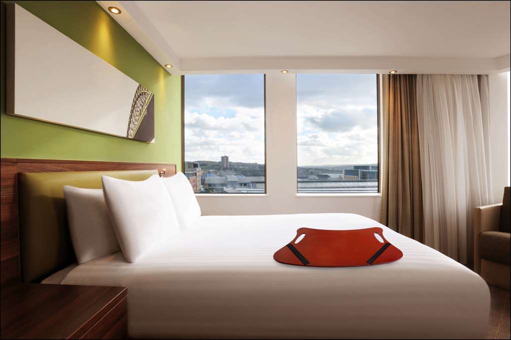 Hilton London Heathrow Airport Terminal 5 4*