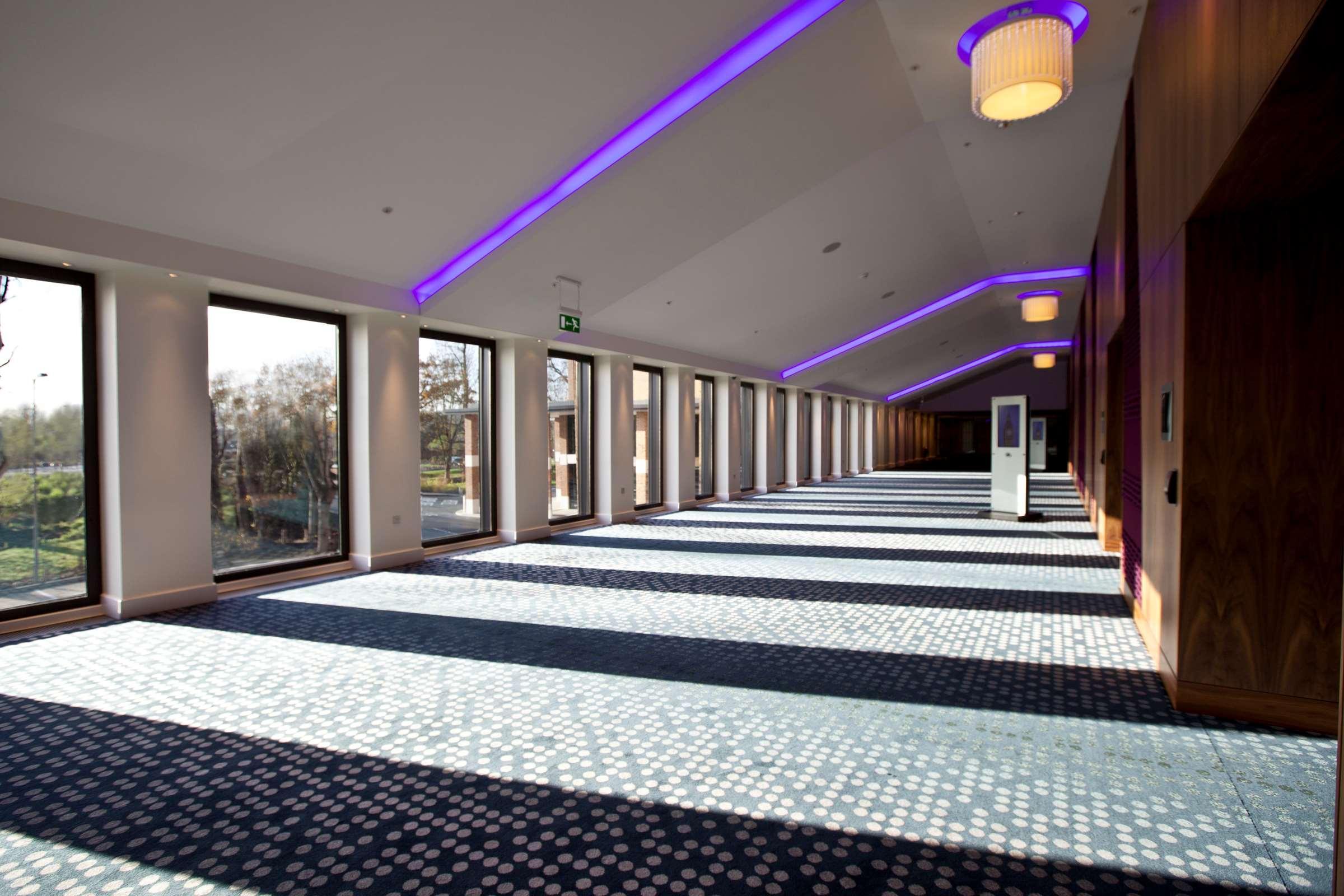 Hilton London Heathrow Airport Terminal 5 Хитроу
