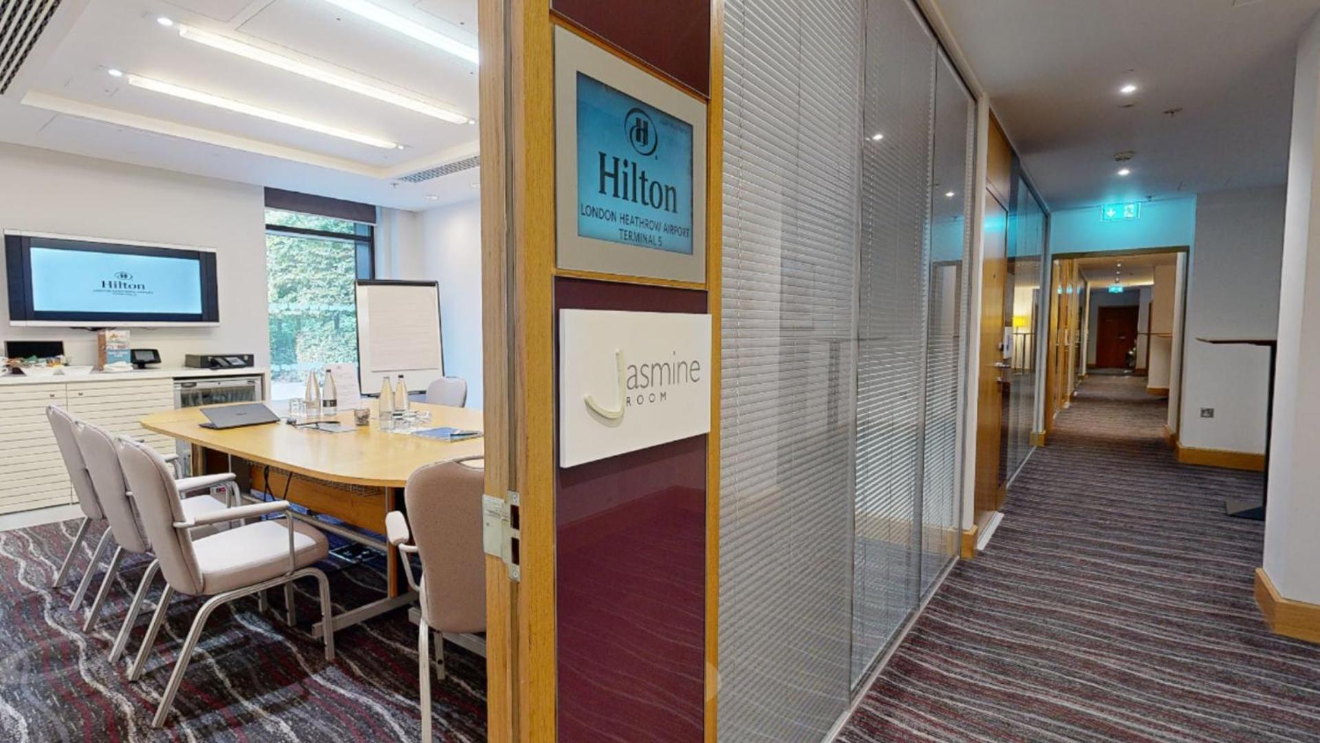 Hilton London Heathrow Airport Terminal 5 Hotel