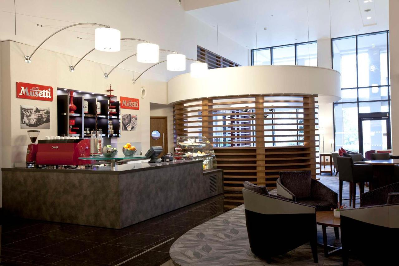 Hilton London Heathrow Airport Terminal 5