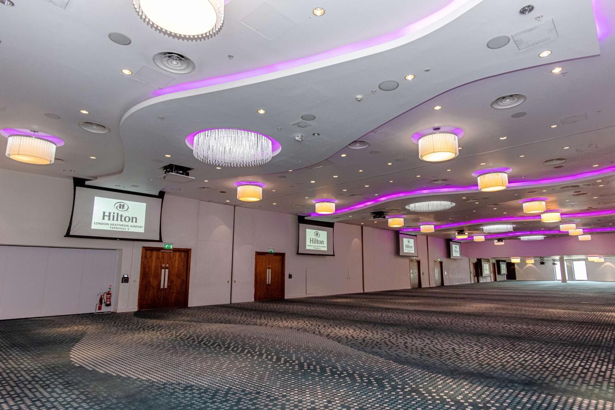 Hilton London Heathrow Airport Terminal 5 4*